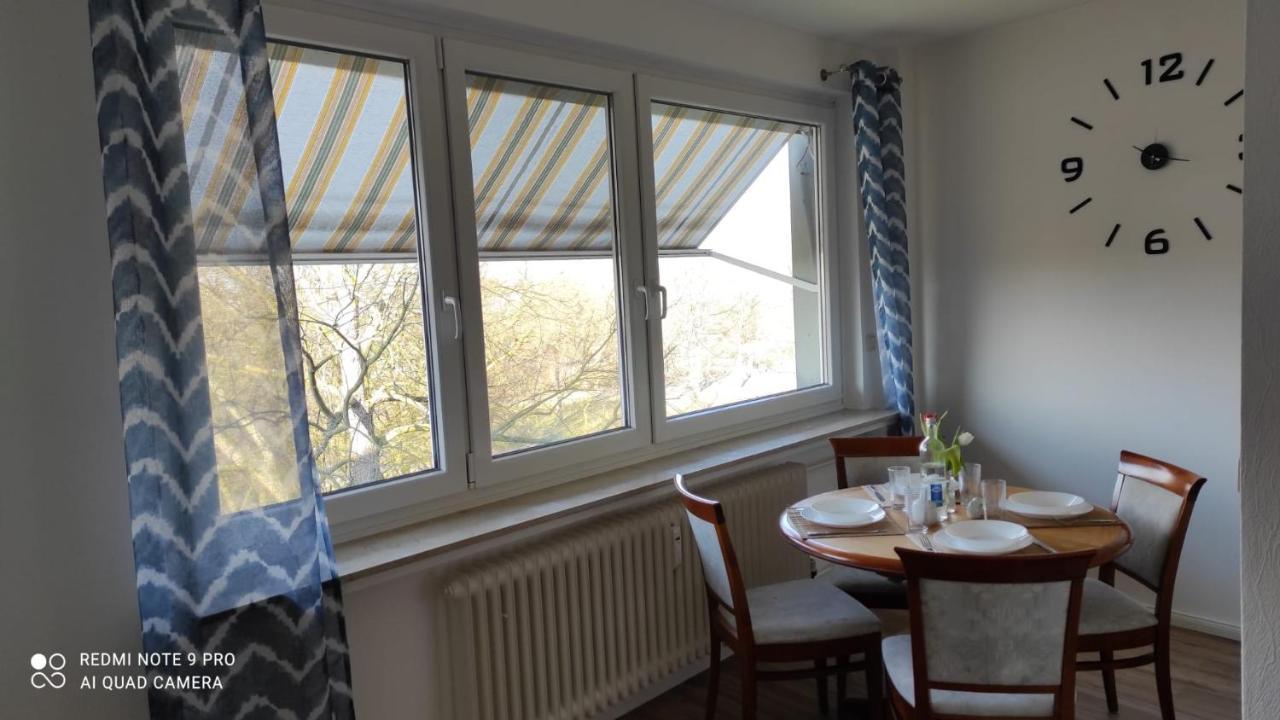 Schoene Und Gemuetliche Wohnung BRE Extérieur photo