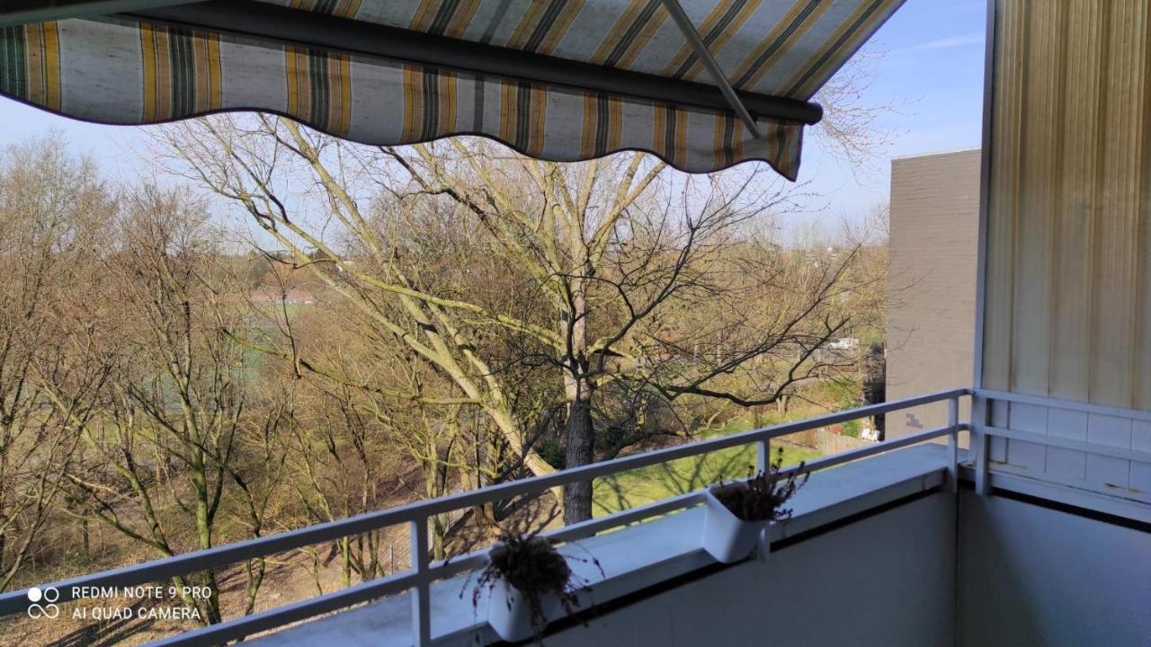 Schoene Und Gemuetliche Wohnung BRE Extérieur photo